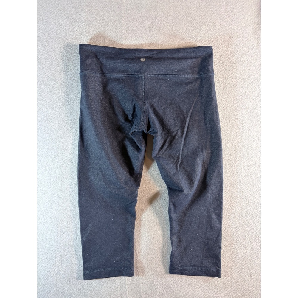 Lululemon Womens Size 6 Black Gather and Crow Crop Leggings Yoga Pants